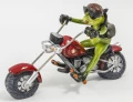 Figurka dekoracyjna żaba chopper 14x21 121421 5902663214211