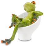 Figurka dekoracyjna żaba w fotelu 11,5x13 108658