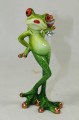 Figurka dekoracyjna żaba z drinkiem 16x8x7 100478