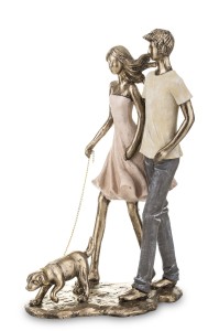 Figurka dekoracyjna para zakochanych z psem 27x18x10 140991
