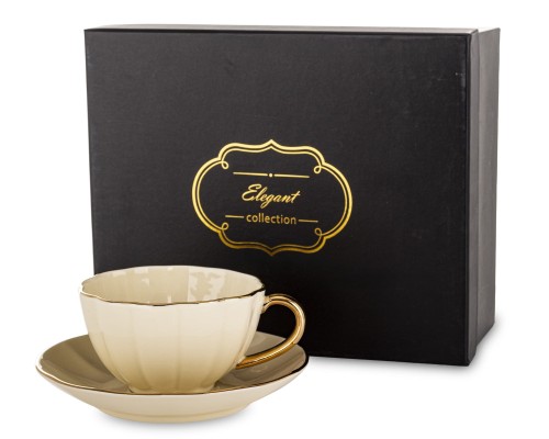Filiżanka ze spodkiem z porcelany beżowo złota w ozdobnym opakowaniu 250ml 184483