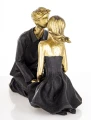 Figurka całująca się para kolekcja family 16,5 cm 184170