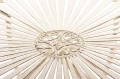 Stolik ogrodowy metalowy kremowy 71x70x70 164984