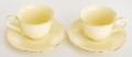 Filiżanka filiżanki porcelana beżowo złote kpl. 2 szt z podstawką  90 m 185567