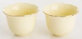Filiżanka filiżanki porcelana beżowo złote kpl. 2 szt z podstawką  90 m 185567