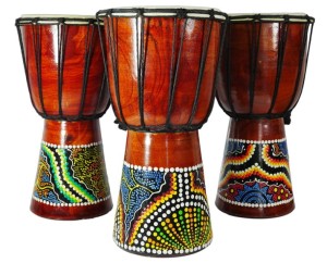 Bęben bębenek djembe wys. 30cm MALOWANY brąz